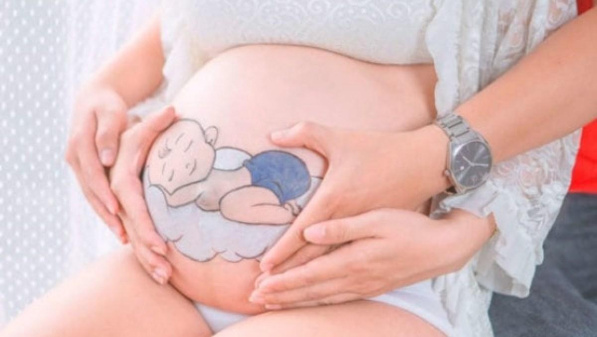 Mẹo dân gian giúp sinh con dễ